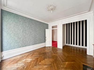 For rent Lyon-6eme-arrondissement 4 rooms 99 m2 Rhone (69006) photo 2