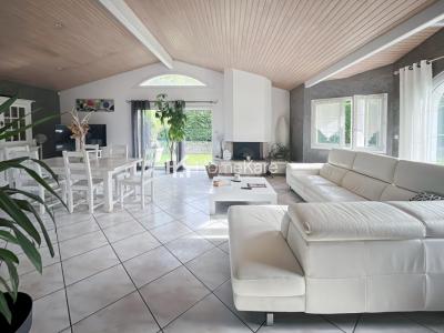 For sale Gradignan 5 rooms 116 m2 Gironde (33170) photo 0