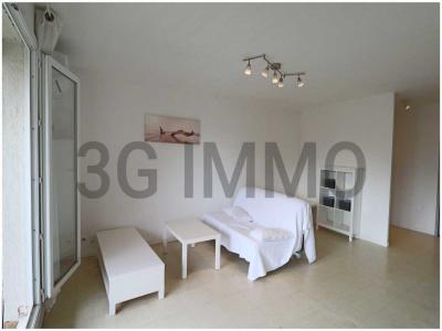 For sale Toulon 3 rooms 65 m2 Var (83200) photo 2