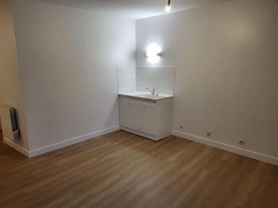 For rent Saint-genis-laval 2 rooms 48 m2 Rhone (69230) photo 0