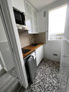 For rent Colombes COLOMBES 1 room 23 m2 Hauts de Seine (92700) photo 0