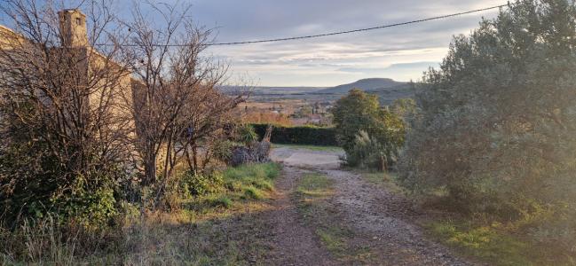 For sale Peret 4 rooms 80 m2 Herault (34800) photo 4