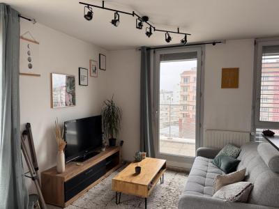 Annonce Location 2 pices Appartement Lyon-7eme-arrondissement 69