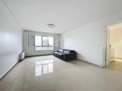 For sale Bagnolet 3 rooms 68 m2 Seine saint denis (93170) photo 0