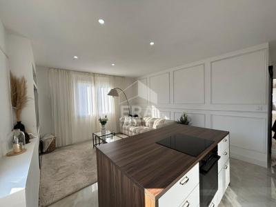 For sale Nice 2 rooms 44 m2 Alpes Maritimes (06200) photo 2