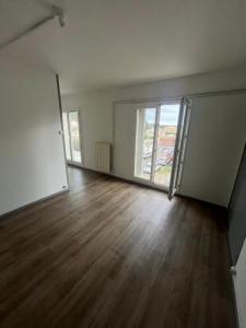 For rent Orange 4 rooms 58 m2 Vaucluse (84100) photo 4