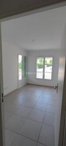 For sale Taradeau 3 rooms 68 m2 Var (83460) photo 2