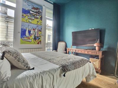 For sale Bordeaux 4 rooms 126 m2 Gironde (33800) photo 4