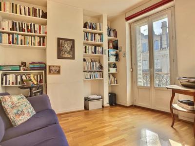 For sale Bordeaux 4 rooms 82 m2 Gironde (33000) photo 2