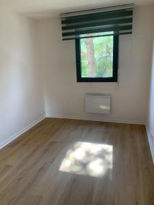 For rent Bordeaux 2 rooms 52 m2 Gironde (33200) photo 4