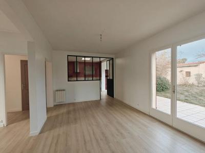 For sale Nantes 5 rooms 94 m2 Loire atlantique (44300) photo 2