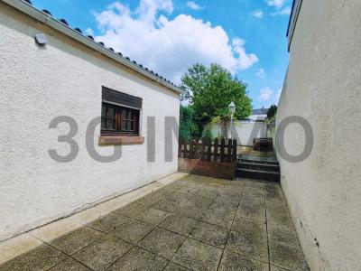 For sale Hautmont 4 rooms 80 m2 Nord (59330) photo 1