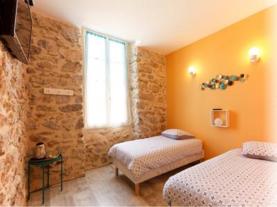 For sale Quillan 9 rooms 278 m2 Aude (11500) photo 0