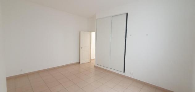 For rent Marseille-1er-arrondissement 4 rooms 100 m2 Bouches du Rhone (13001) photo 3