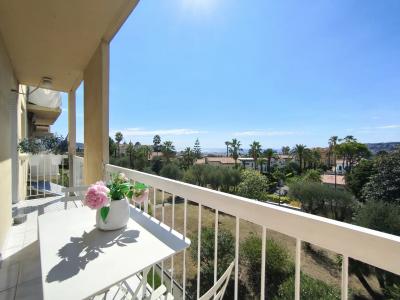 For sale Nice CIMIEZ 2 rooms 42 m2 Alpes Maritimes (06000) photo 0