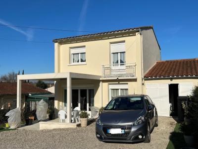 For sale Ruffec 5 rooms 87 m2 Charente (16700) photo 0