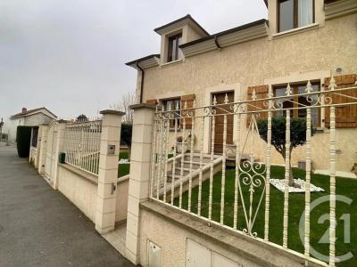 For sale Vitry-sur-seine 5 rooms 133 m2 Val de Marne (94400) photo 2