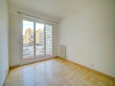 For sale Nice 1 room 27 m2 Alpes Maritimes (06000) photo 2