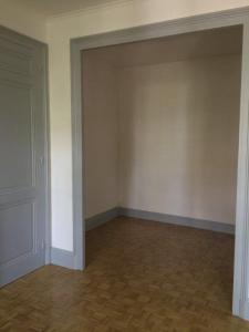 For rent Lyon-2eme-arrondissement 3 rooms 71 m2 Rhone (69002) photo 3