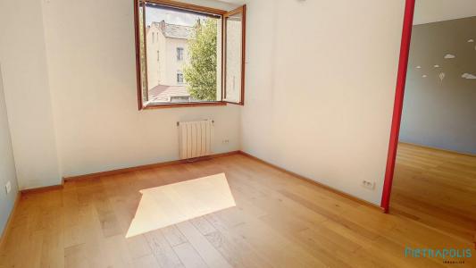 For sale Lyon-7eme-arrondissement 3 rooms 73 m2 Rhone (69007) photo 4