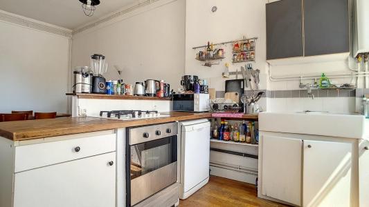 For sale Lyon-7eme-arrondissement 4 rooms 82 m2 Rhone (69007) photo 3