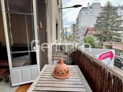 For sale Grenoble 3 rooms 53 m2 Isere (38100) photo 3