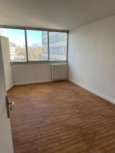 For rent Paris-13eme-arrondissement 2 rooms 43 m2 Paris (75013) photo 1