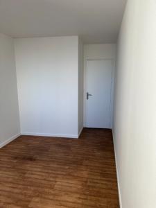 For rent Paris-13eme-arrondissement 2 rooms 43 m2 Paris (75013) photo 3