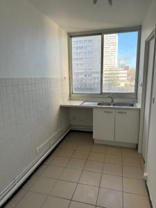 For rent Paris-13eme-arrondissement 2 rooms 43 m2 Paris (75013) photo 4