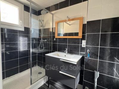 For sale Toulon 55 m2 Var (83200) photo 3