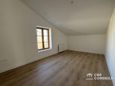 For sale Riom 4 rooms 71 m2 Puy de dome (63200) photo 4