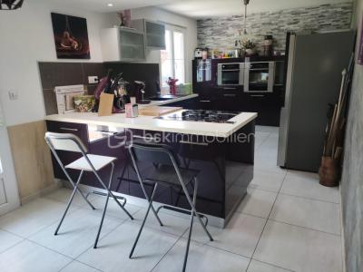 For sale Amilly 6 rooms 123 m2 Loiret (45200) photo 0