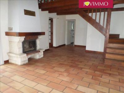 For sale Valdivienne 4 rooms 107 m2 Vienne (86300) photo 2