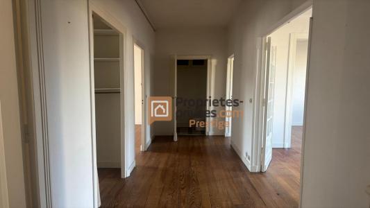 For sale Bordeaux 4 rooms 102 m2 Gironde (33000) photo 2