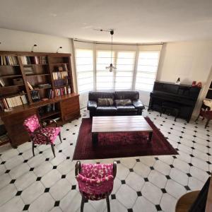 For sale Nantes 6 rooms 163 m2 Loire atlantique (44300) photo 2