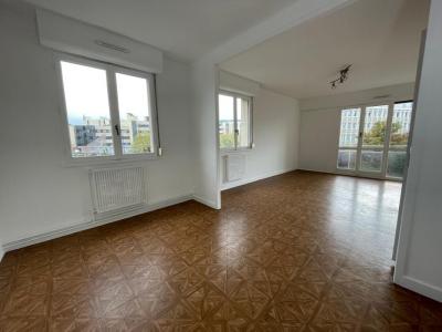 For rent Clermont-ferrand 5 rooms 92 m2 Puy de dome (63000) photo 2