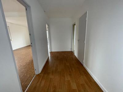 For rent Clermont-ferrand 5 rooms 92 m2 Puy de dome (63000) photo 3