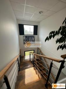 Acheter Bureau Artigues-pres-bordeaux 683600 euros