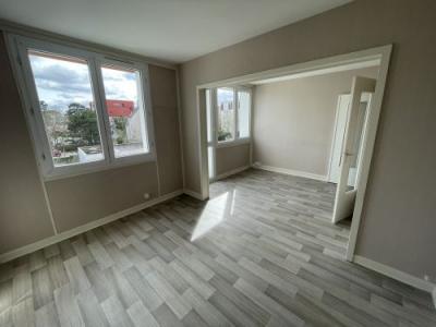 For sale Orleans 3 rooms 65 m2 Loiret (45000) photo 2