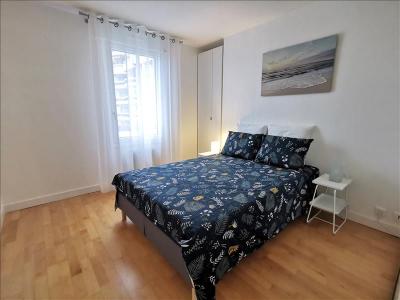 For rent Courbevoie 3 rooms 75 m2 Hauts de Seine (92400) photo 3