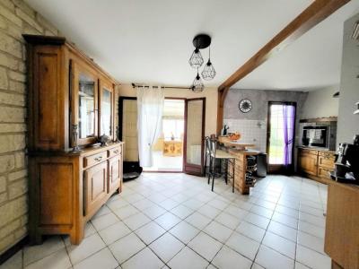 For sale Angerville 5 rooms 99 m2 Essonne (91670) photo 4