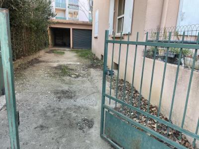 For sale ROUTE DE BEAUCAIRE, GARE 12 m2 Gard (30000) photo 1