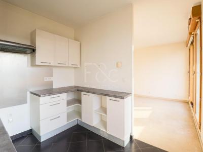 For sale Lyon-3eme-arrondissement 3 rooms 67 m2 Rhone (69003) photo 1