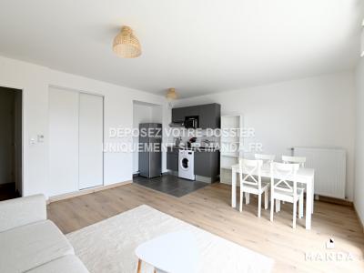 For rent Colombes 1 room 40 m2 Hauts de Seine (92700) photo 0