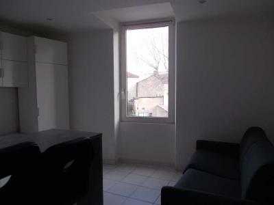 For rent Cadenet 1 room 20 m2 Vaucluse (84160) photo 1