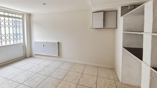 For sale Avignon 3 rooms 38 m2 Vaucluse (84000) photo 2