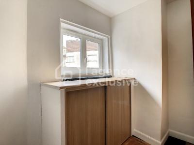 For sale Lille 2 rooms 75 m2 Nord (59000) photo 2