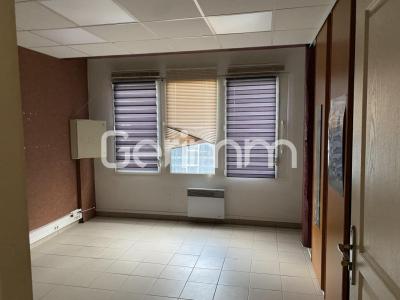 For rent Saint-martin-d'heres 1 room 186 m2 Isere (38400) photo 3