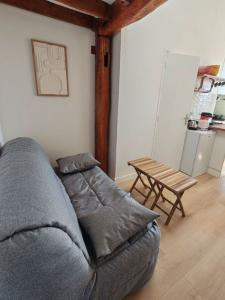 For rent Paris-10eme-arrondissement 1 room 15 m2 Paris (75010) photo 2