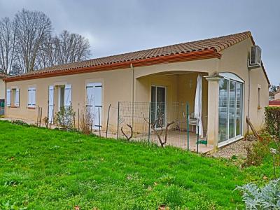 For sale Saint-sylvestre-sur-lot 4 rooms 99 m2 Lot et garonne (47140) photo 2